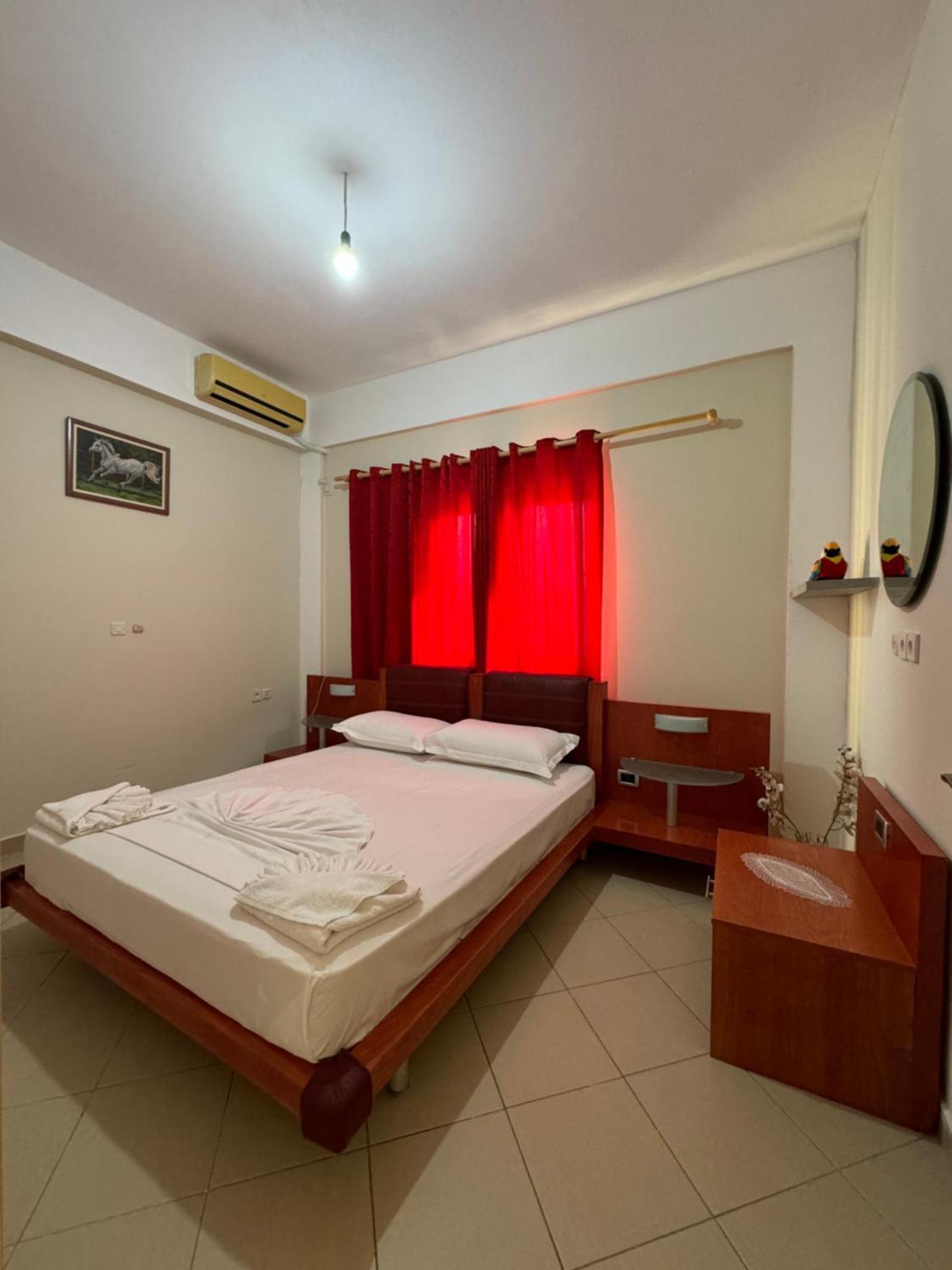 Draci Apartments Саранда Екстер'єр фото